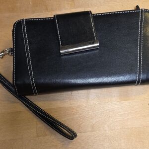 Black Wristlet with Silver Accent